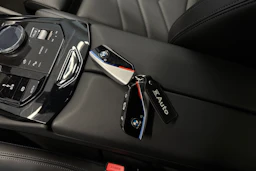 musta BMW i5 2024 kuva 31.