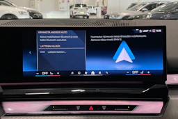 met. musta BMW i5 2024 kuva 19.