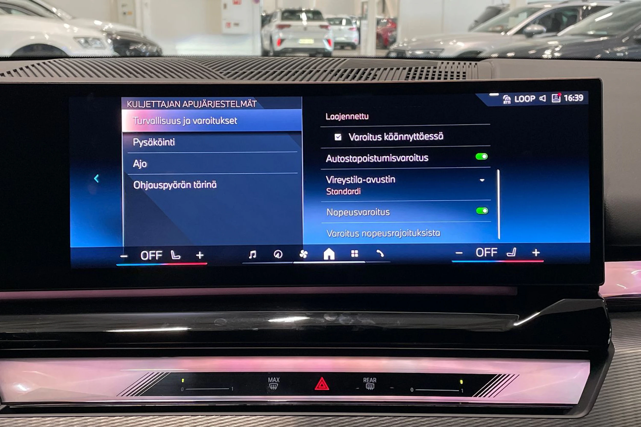 met. musta BMW i5 2024 kuva 22.