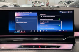 met. musta BMW i5 2024 kuva 22.