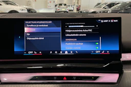 met. musta BMW i5 2024 kuva 25.