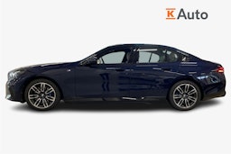 sininen BMW i5 2025 kuva 6.