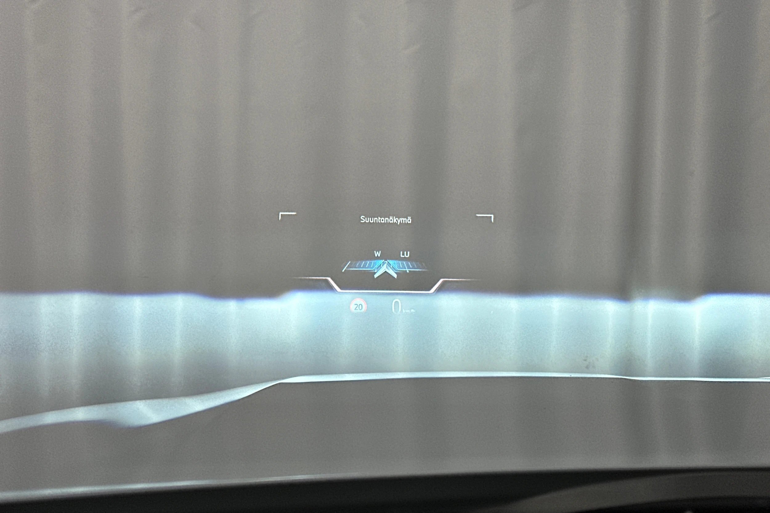 harmaa BMW i5 2025 kuva 14.
