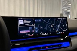 harmaa BMW i5 2025 kuva 15.