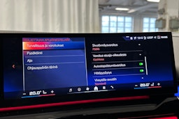 met. sininen BMW i5 M60 2025 kuva 29.