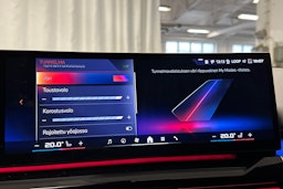 met. sininen BMW i5 M60 2025 kuva 34.