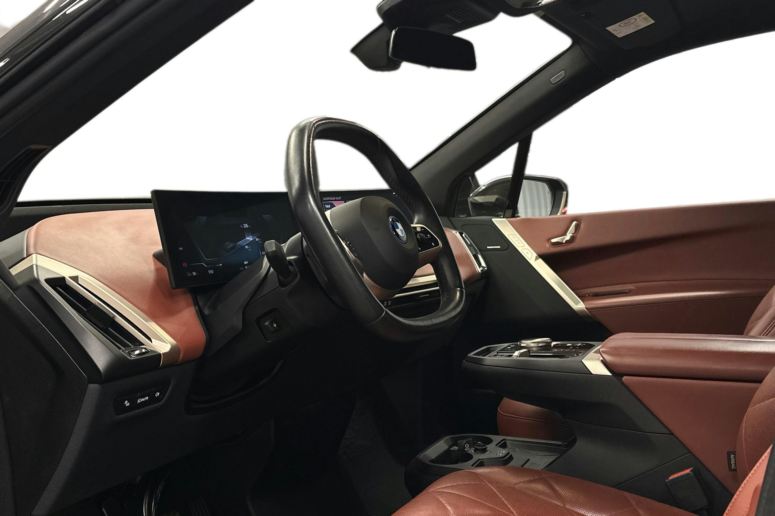 harmaa BMW iX 2021 kuva 7.