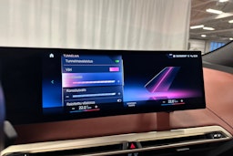 harmaa BMW iX 2021 kuva 21.