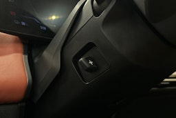 harmaa BMW iX 2021 kuva 31.