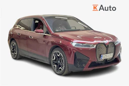 punainen BMW iX 2021 kuva 1.