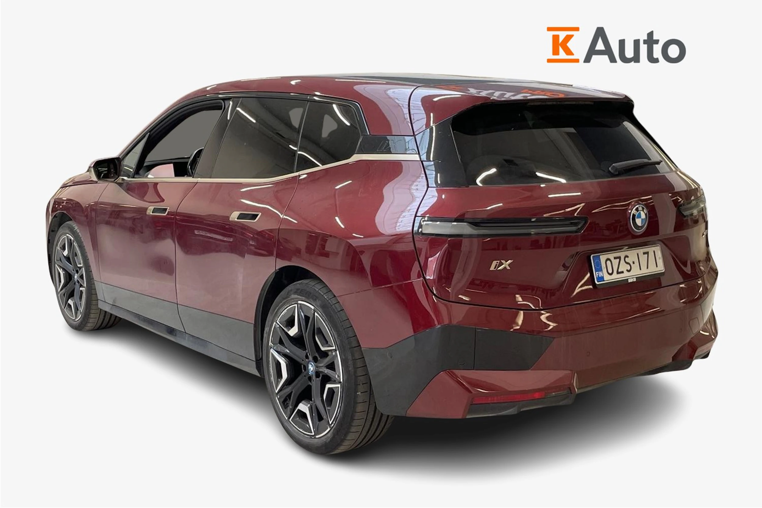 punainen BMW iX 2021 kuva 2.