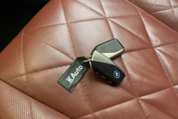 punainen BMW iX 2022 kuva 41.