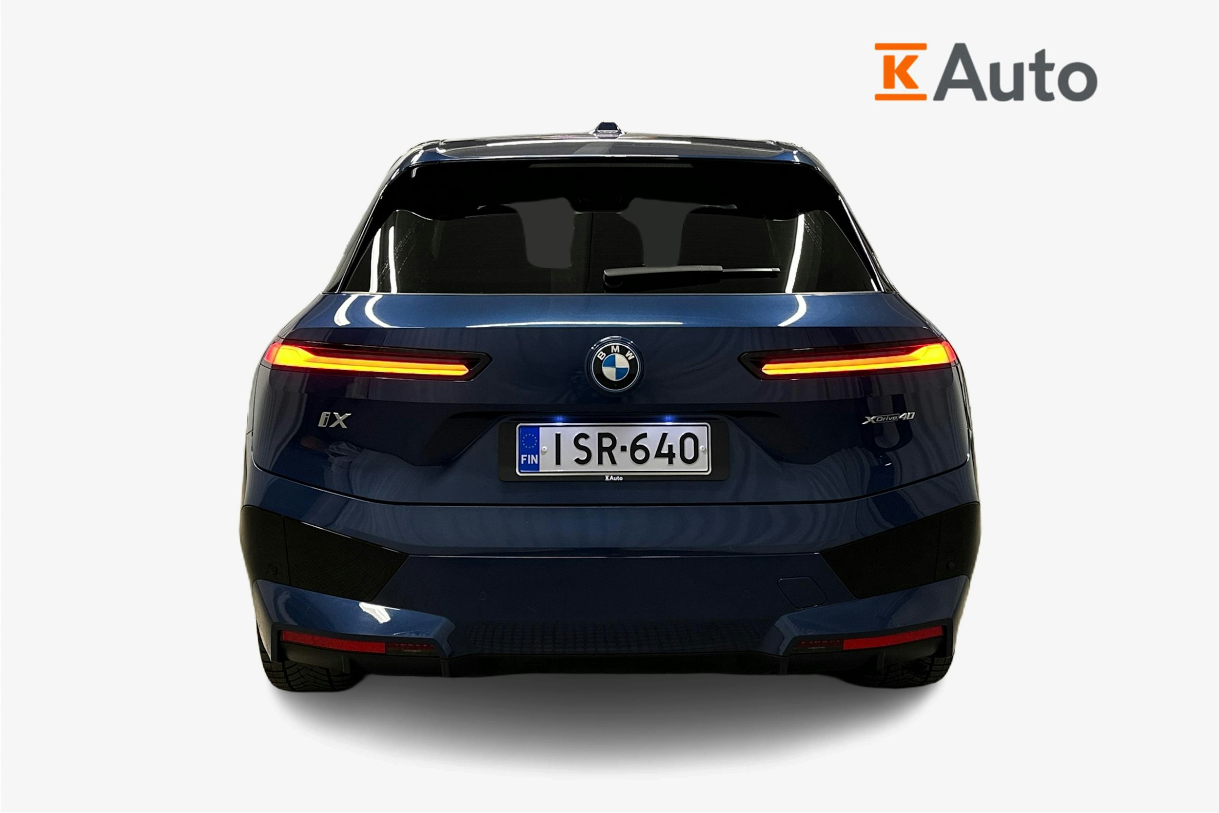 sininen BMW iX 2022 kuva 3.