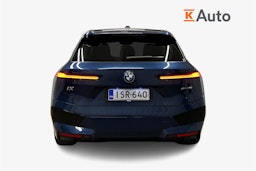 sininen BMW iX 2022 kuva 3.