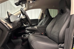 sininen BMW iX 2022 kuva 28.