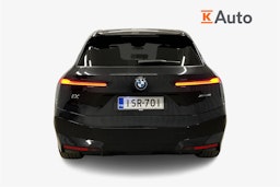 musta BMW iX 2022 kuva 3.