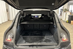 musta BMW iX 2022 kuva 35.