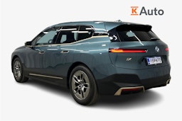 sininen BMW iX 2022 kuva 2.