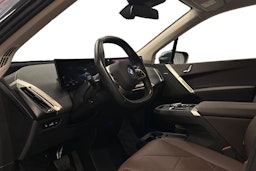 sininen BMW iX 2022 kuva 6.