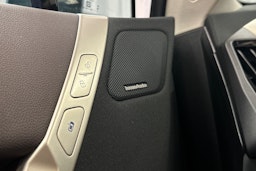 sininen BMW iX 2022 kuva 27.