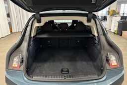 sininen BMW iX 2022 kuva 29.