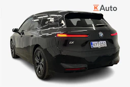 musta BMW iX 2022 kuva 2.