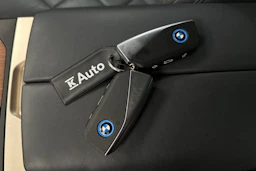 musta BMW iX 2022 kuva 43.
