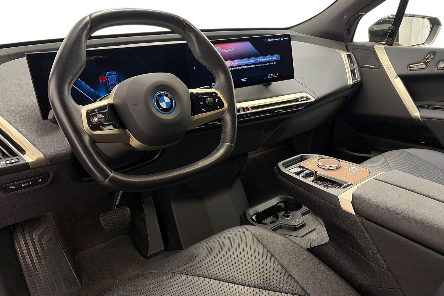 BMW iX xDrive40 2022, kuva 6/43