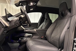 harmaa BMW iX 2023 kuva 31.