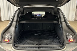 harmaa BMW iX 2023 kuva 34.