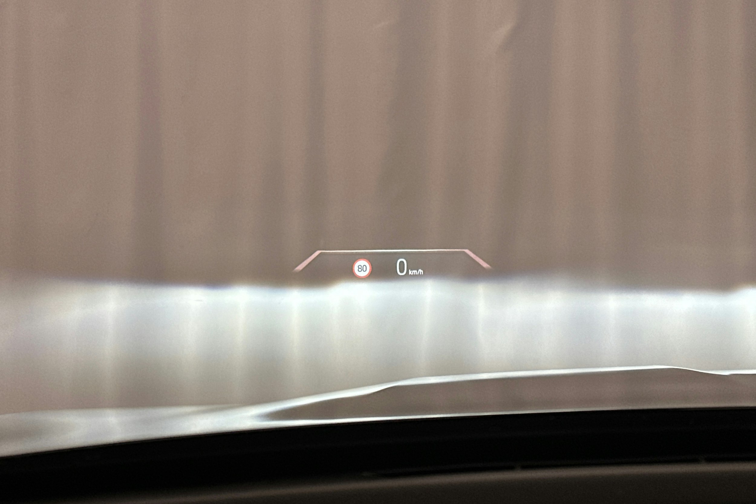 musta BMW iX 2022 kuva 17.