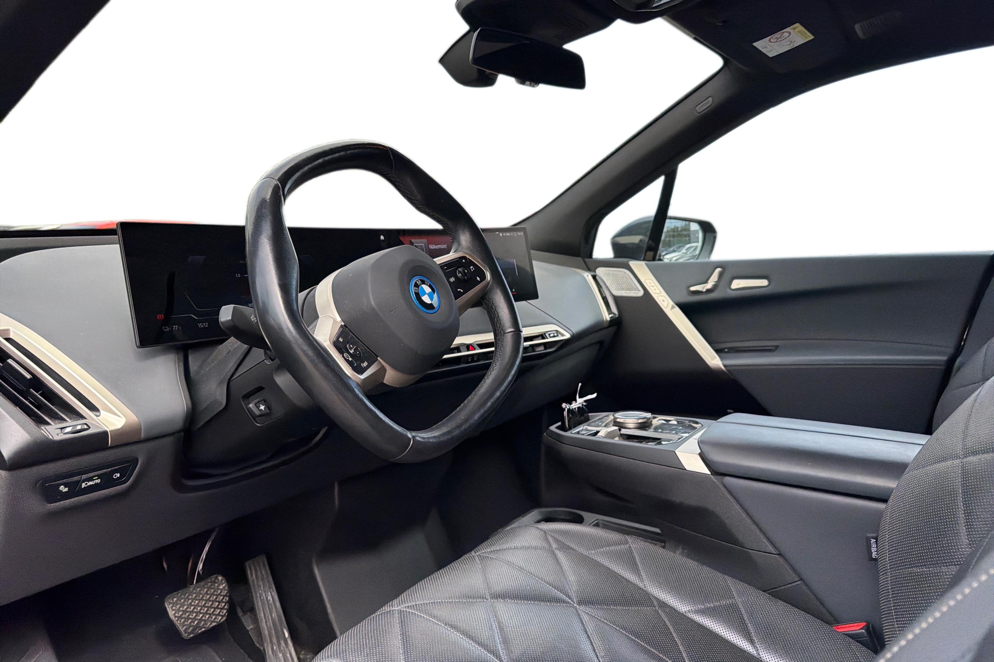 BMW iX M60 2023, photo 3/3