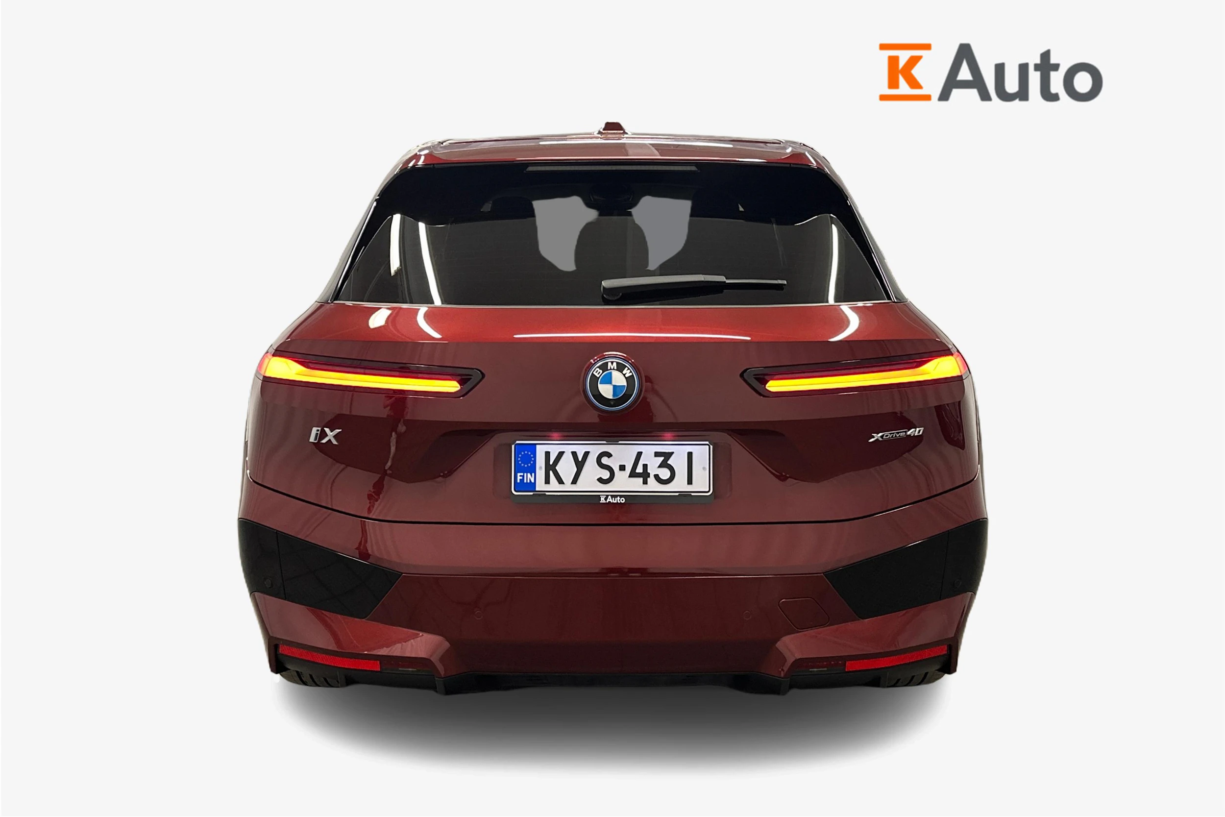 punainen BMW iX 2023 kuva 4.