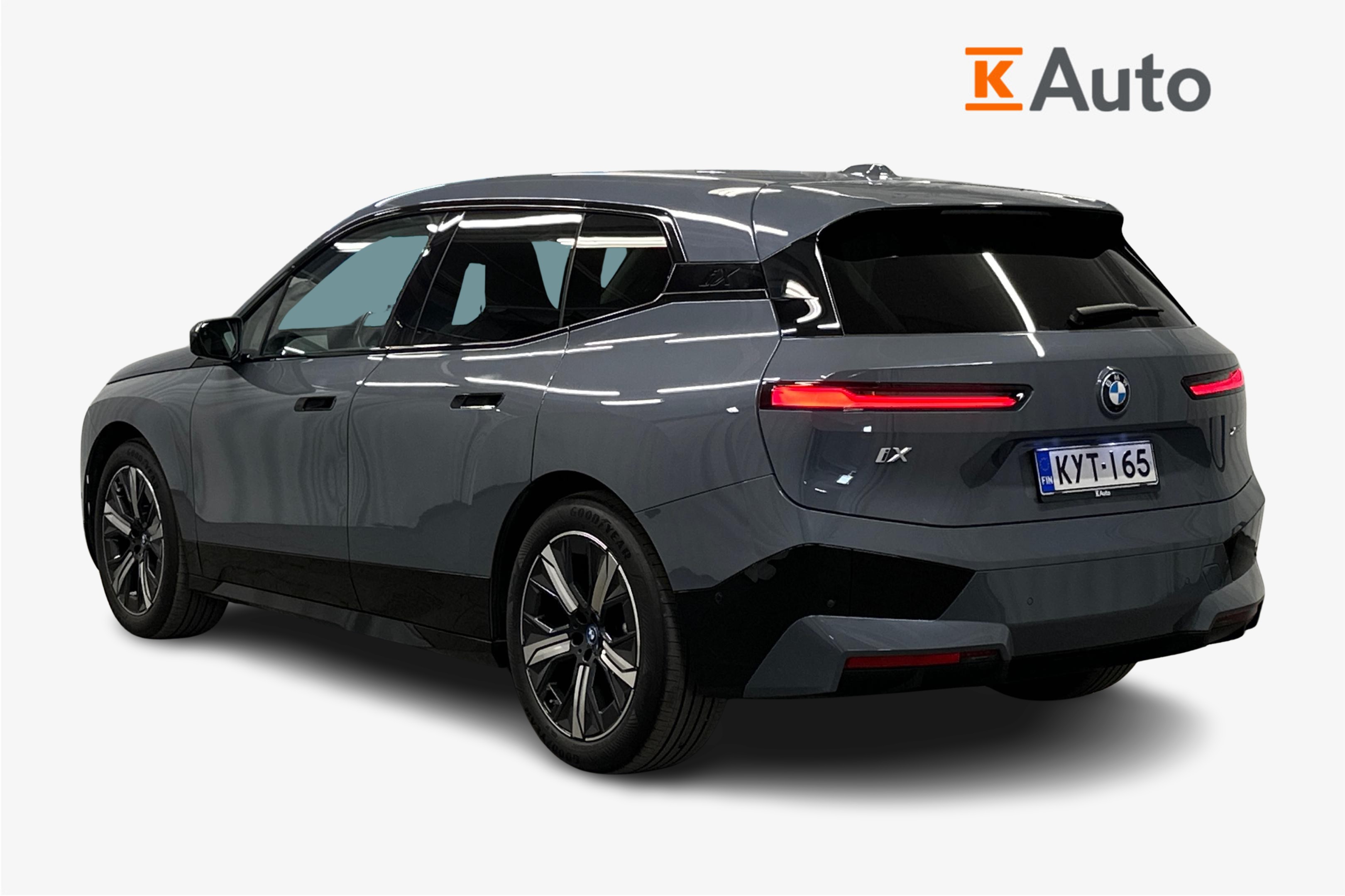 BMW iX xDrive50 Sport Package 2023, kuva 2/36