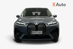 harmaa BMW iX 2023 kuva 4.