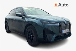 Sininen BMW iX 2023 kuva 1.