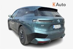 Sininen BMW iX 2023 kuva 2.