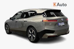 harmaa BMW iX 2023 kuva 2.