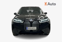 musta BMW iX 2023 kuva 5.