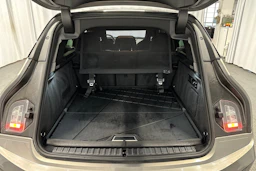 harmaa BMW iX 2023 kuva 31.