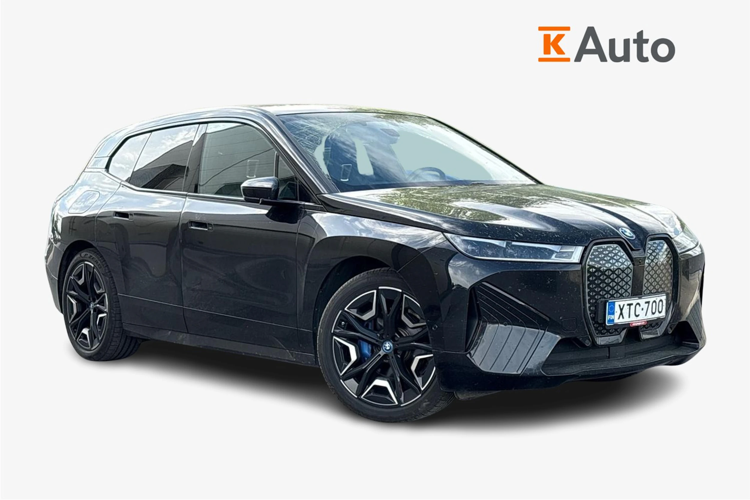 musta BMW iX 2023 kuva 1.
