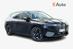 musta BMW iX 2023 kuva 1.