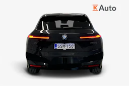 musta BMW ix M60 2024 kuva 3.