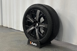 musta BMW iX 2024 kuva 13.