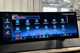 musta BMW iX 2024 kuva 25.