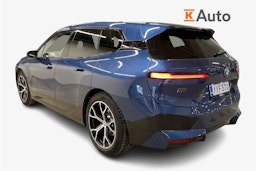 sininen BMW IX M60 2024 kuva 2.