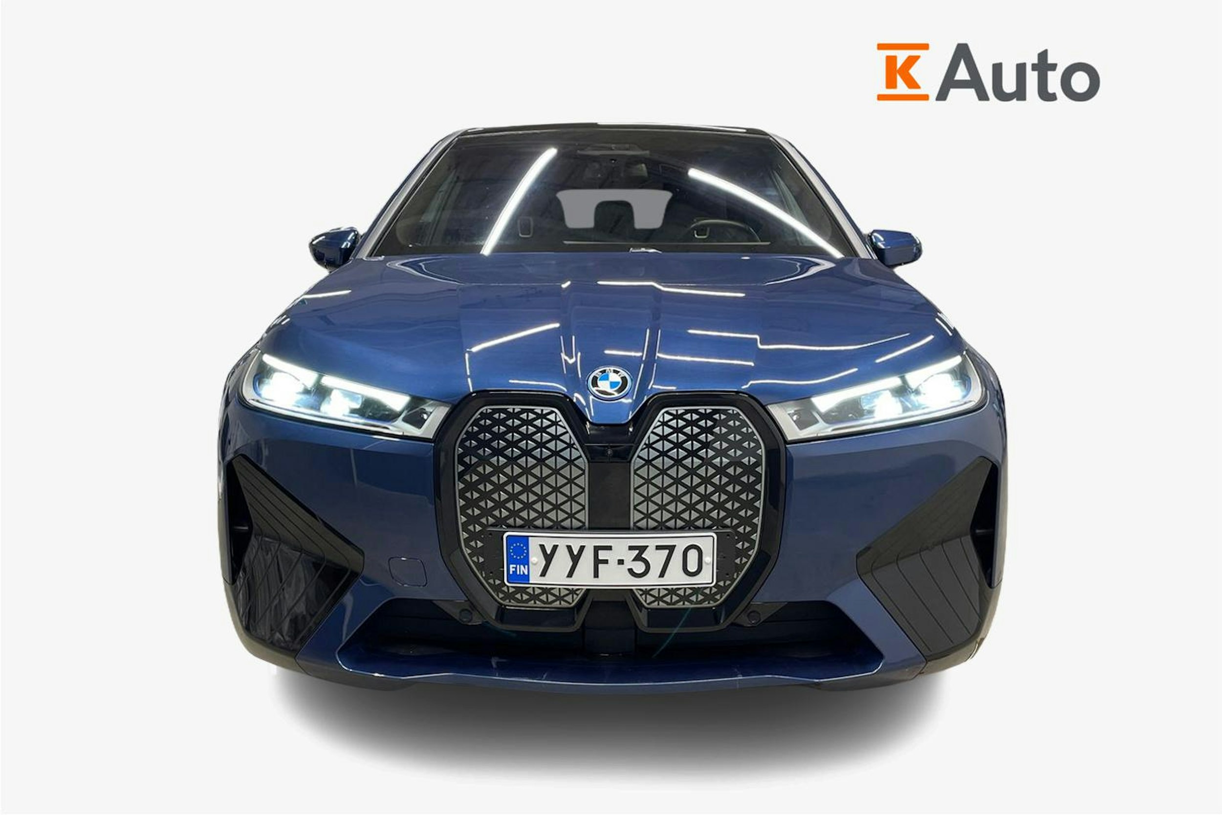 sininen BMW IX M60 2024 kuva 5.