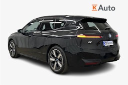 musta BMW iX 2024 kuva 2.