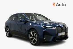 sininen BMW iX M60 2024 kuva 1.