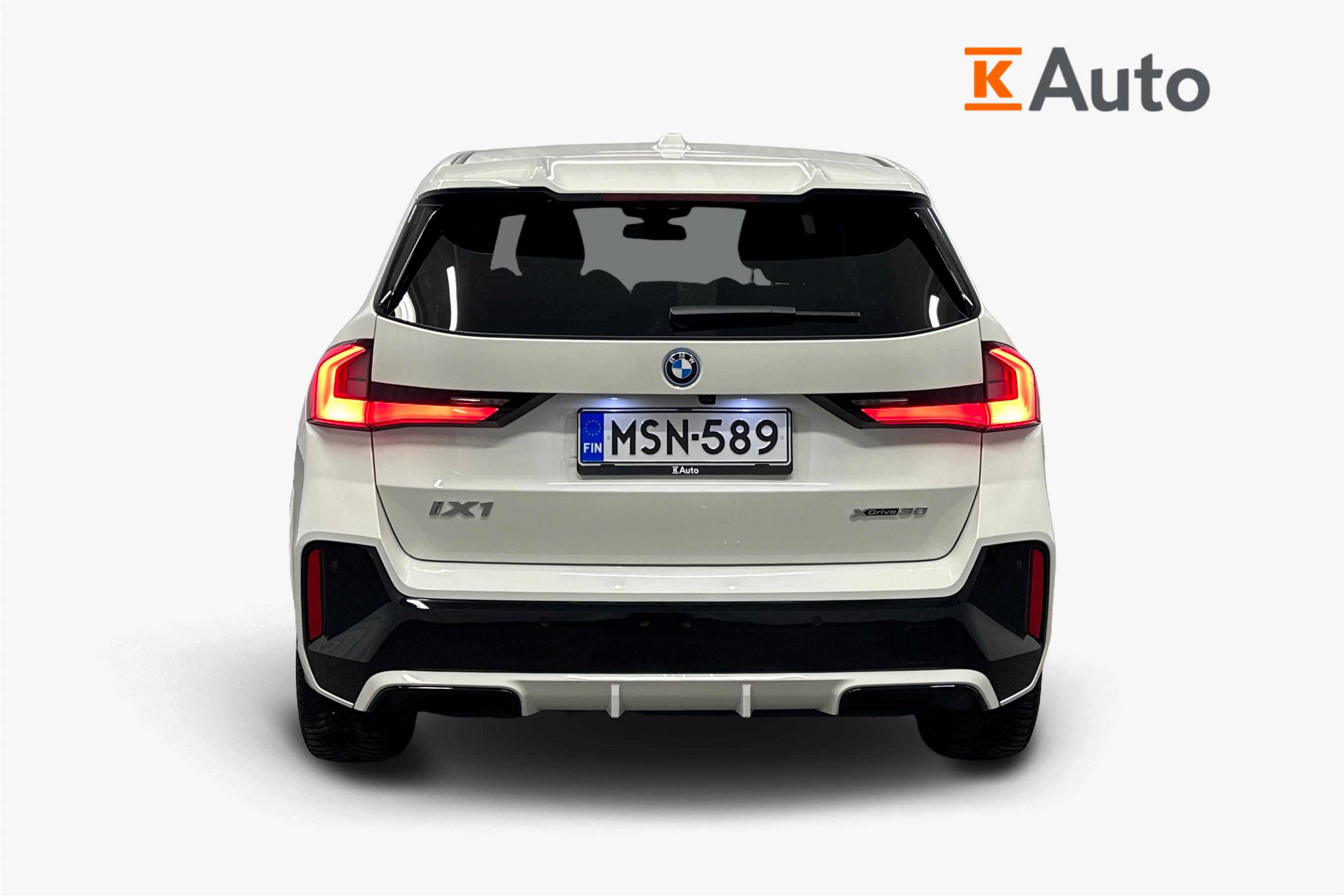 BMW iX1 U11 xDrive30 M Sport Pro 2023, kuva 3/41
